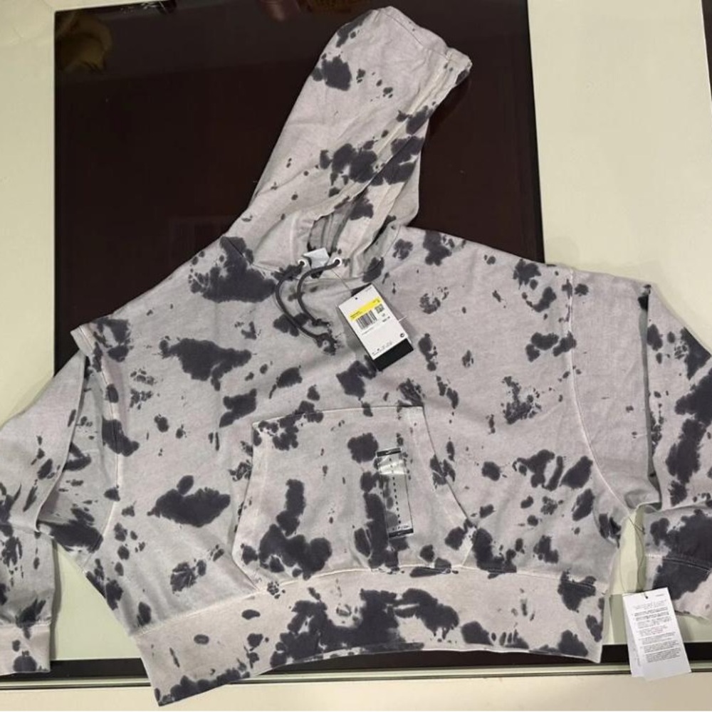 NWT Nike Tie Dye Cropped Hoodie Sweatshirt Size: XL Women’s Oversized